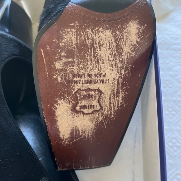 Stuart Weitzman Anna Black Peau Pump Heels, sz 8 - Picture 11 of 13